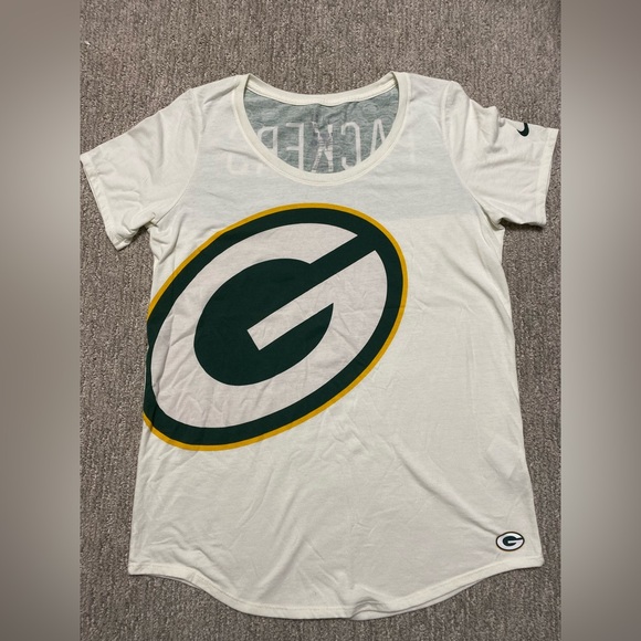Nike Tops - Nike Green Bay Packers Shirt